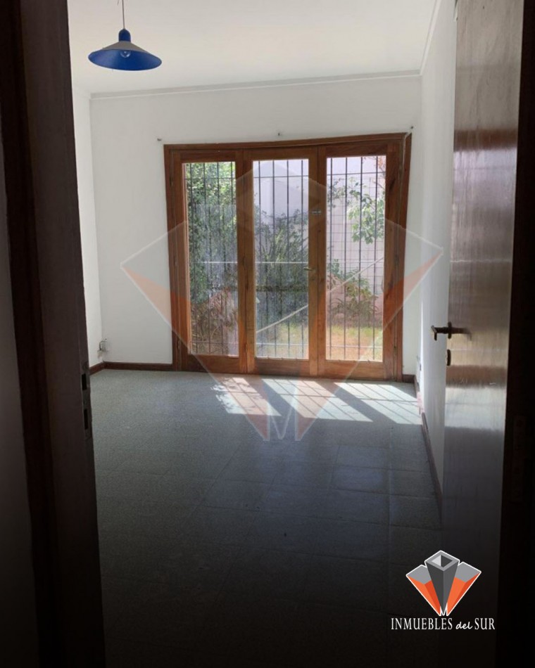 VENTA CASA EN GENERAL ROCA 