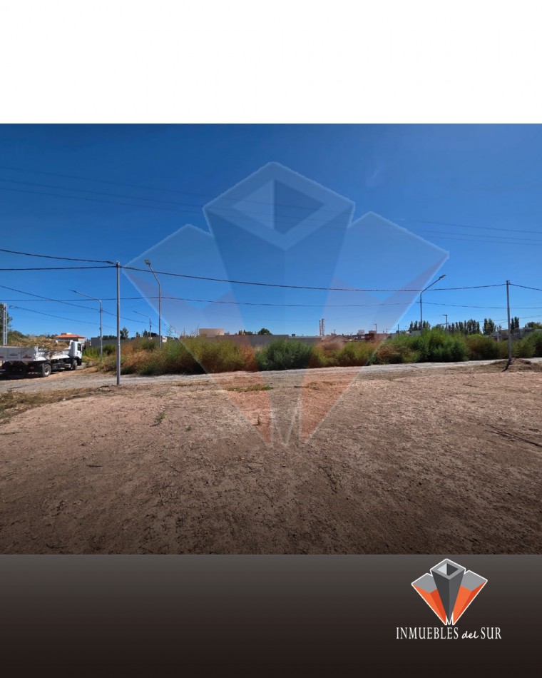 VENTA AMPLIO LOTE 